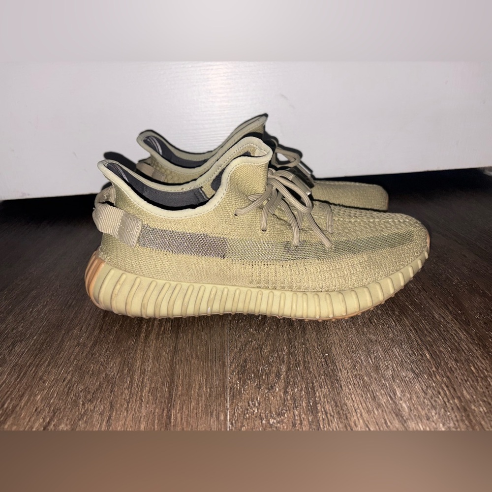 Adidas Yeezy Boost 350 V2 Sulfur
